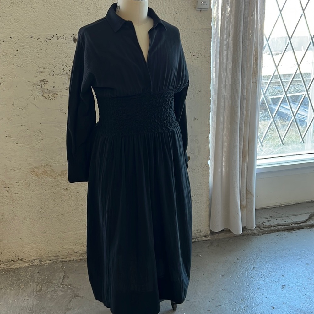 Free People gauzy cotton, flowy, smocked waist midi dress with pockets!